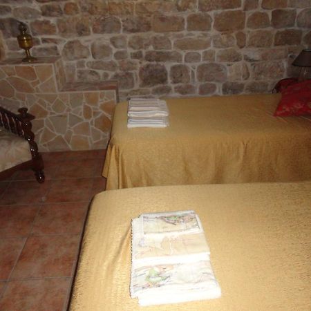 La Casa Di Petra Apartment Modica Room photo
