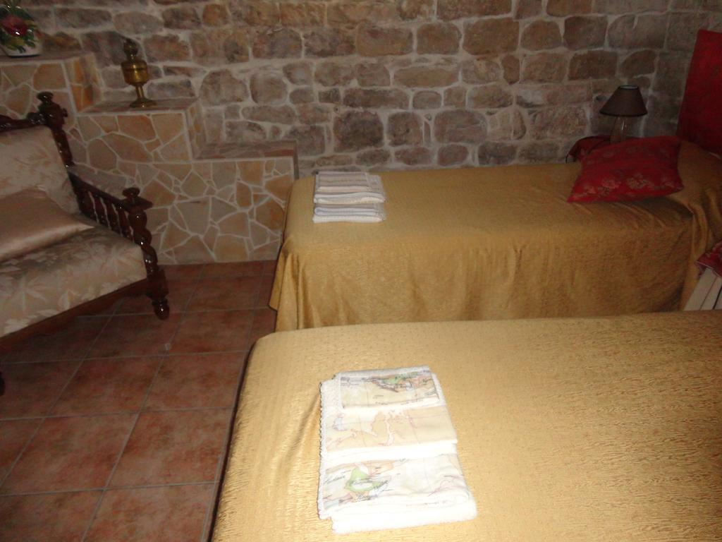 La Casa Di Petra Apartment Modica Room photo