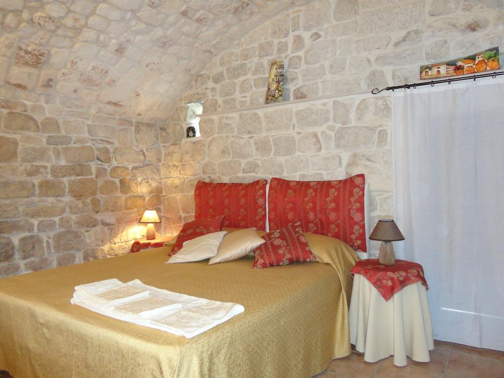 La Casa Di Petra Apartment Modica Room photo